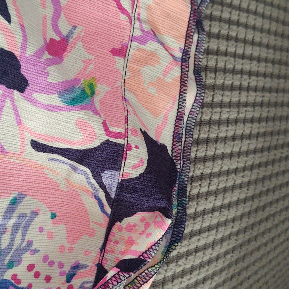 Lilly Pulitzer shorts - Picture 2 of 3